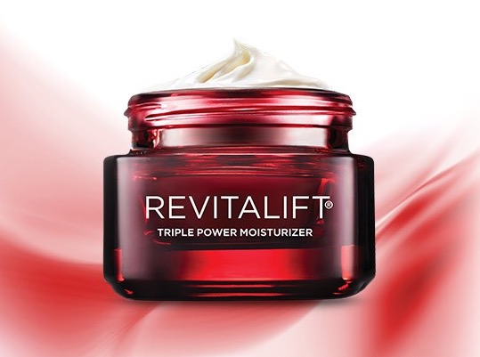 Free L'Oreal Paris RevitaLift Triple Power Deep-Acting Facial Moisturizer Sample
