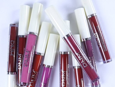 Free DNM Waterproof Lip Gloss (Apply)