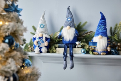 Black Friday Freebies: Gift Bucket at Lowe’s