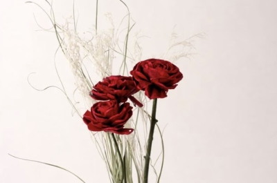 Free Wooden Rose Bouquet at Lowe’s