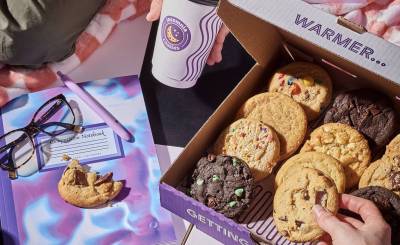 Free Insomnia Cookies 6-Pack for Incoming Freshmen